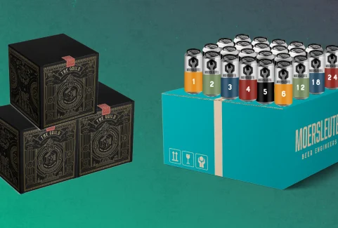 Calendrier de l'Avent Moersleutel Guild 2025 avec Guild Box et deux verres de bière artisanale (IPA et stout)